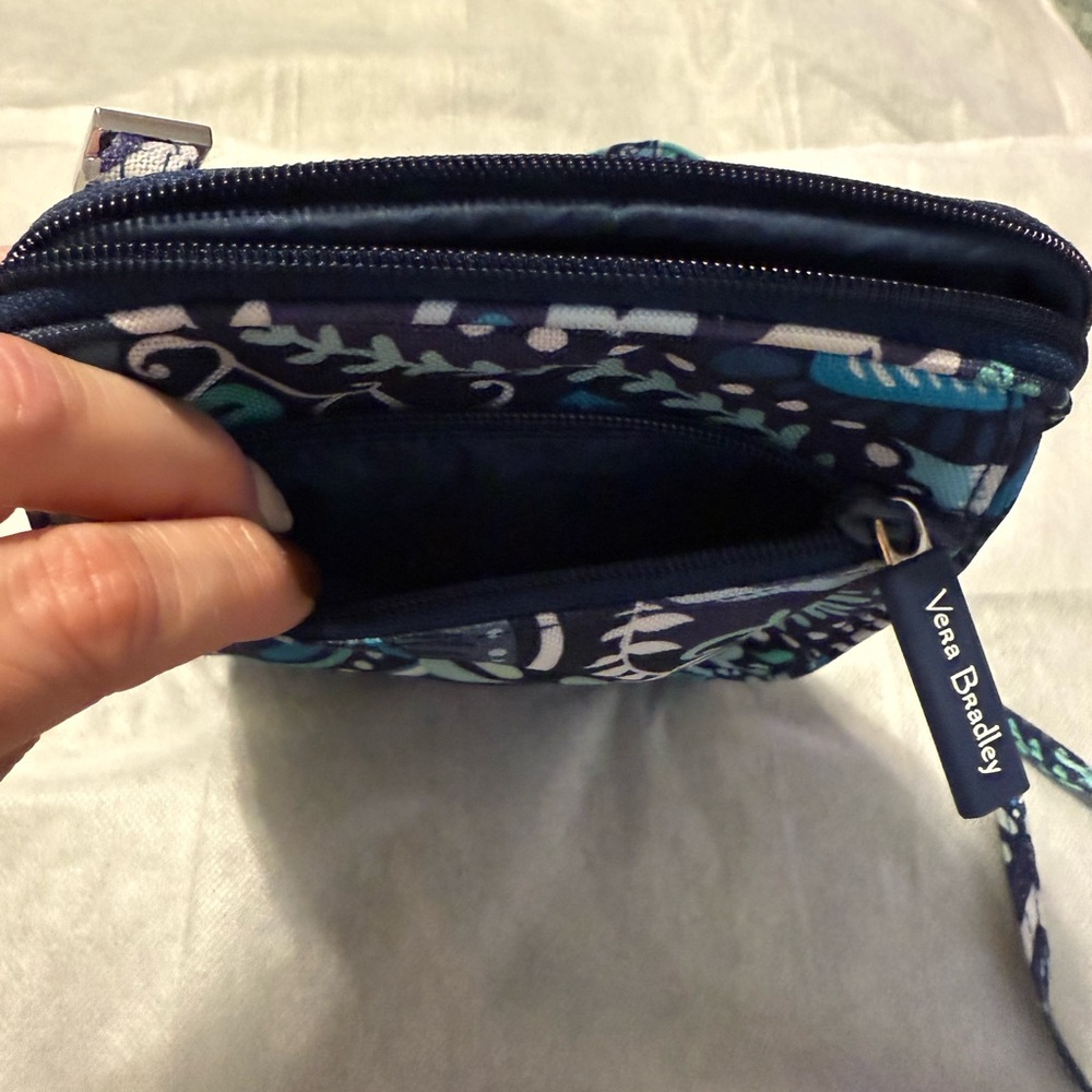 Vera Bradley Teal and Navy Patterned Crossbody Bag w/coin pouch. - Picture 3 of 14
